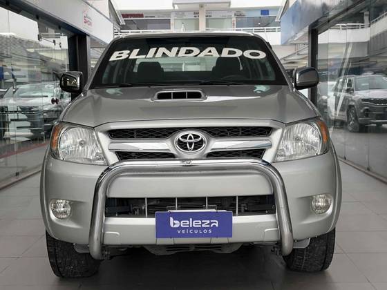 TOYOTA HILUX 3.0 SRV 4X4 CD 16V TURBO INTERCOOLER DIESEL 4P AUTOMÁTICO TOYOTA HILUX 3.0 SRV 4X4 CD 16V TURBO INTERCOOLER DIESEL 4P AUTOMÁTICO